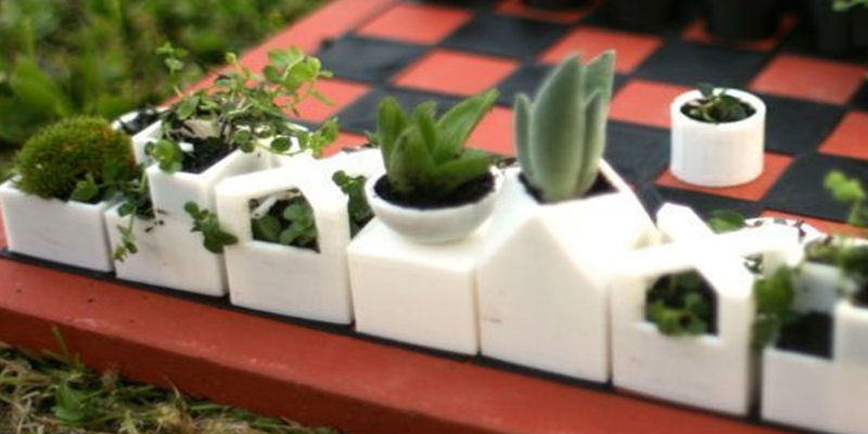 Planter Chess Set