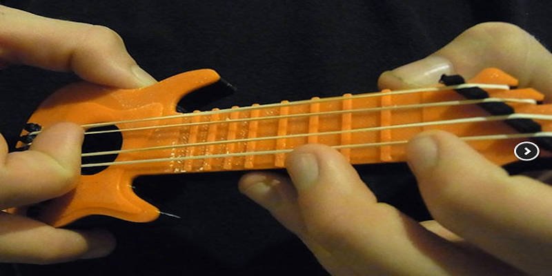 Mini Guitar 2