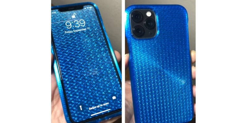 3d printed transparent TPU phone case in gyroid infill