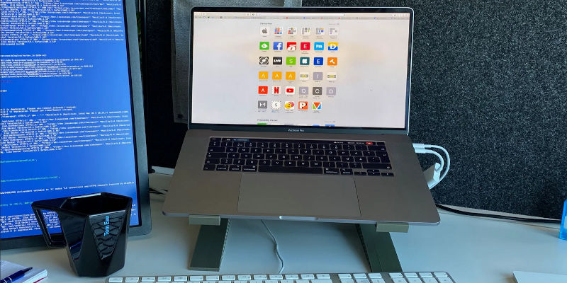 3D Printed MacBook Stand
