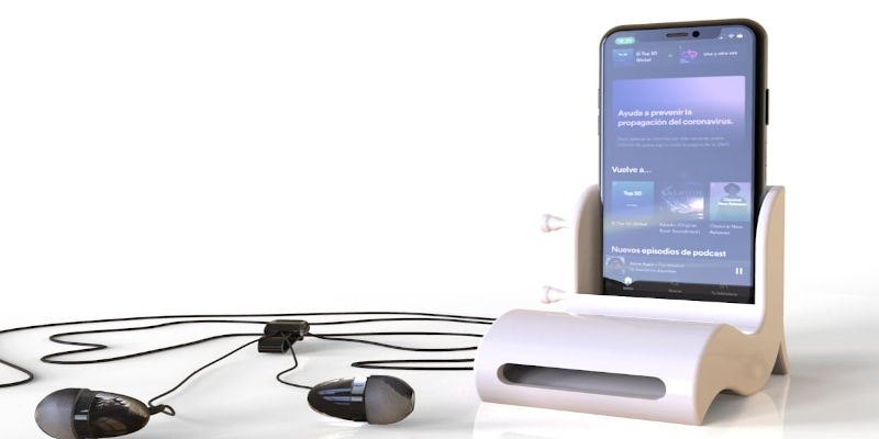Low-Tech iPhone Speaker